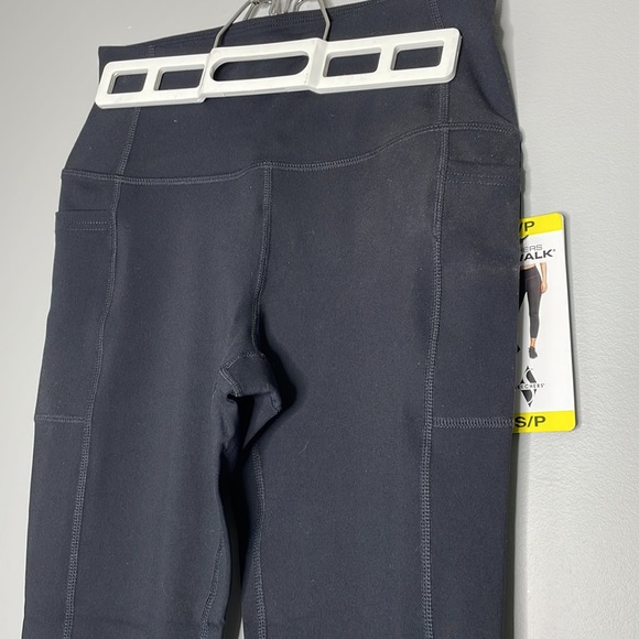 Skechers High Waisted 7/8 Leggings - Picture 2 of 8